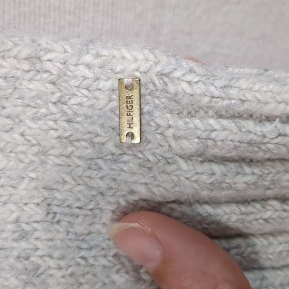 Tommy Hilfiger Women's Cable Knit Full Zip Lt Gray Soft Sweater Size Medium EUC - Picture 4 of 11